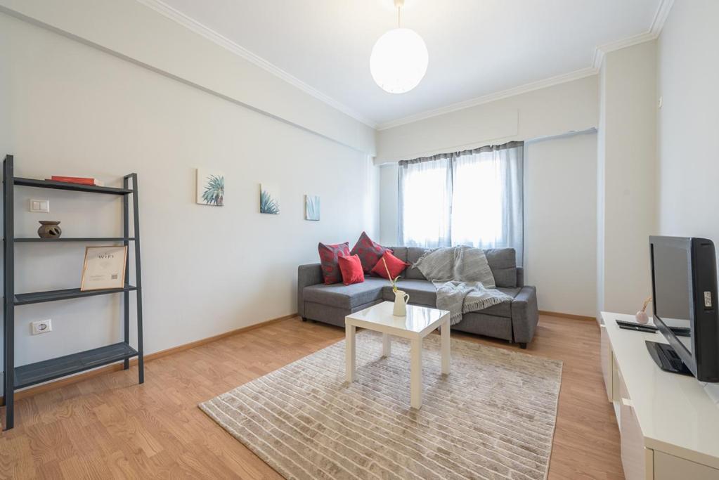 Pame Rentals - Entire Apartment With Free Parking Athén Kültér fotó